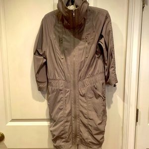 Sporty PH8 taupe parka!